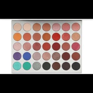 Jaclyn Hill X Morphe Palette